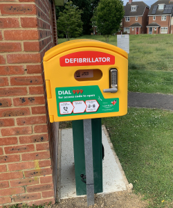 Defibrillator - Holt Park